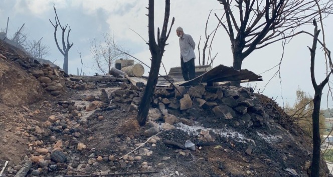 Hatay yangınında çok sayıda ev zarar gördü