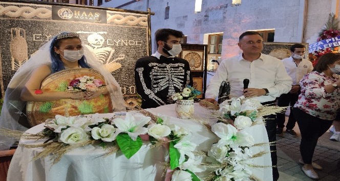 Hatay’da künefe ile mozaiği evlendirdiler