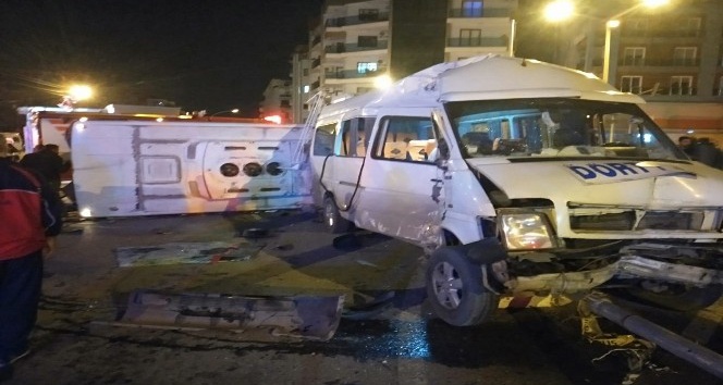 Tarım işçilerini taşıyan midibüs minibüs ile çarpıştı: 16 yaralı