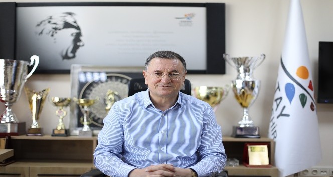 Hatay Büyükşehir Belediyesi filyasyon ekiplerine 38 araç tahsis etti