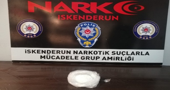 Uyuşturucuyla yakalanan 2 kişi tutuklandı