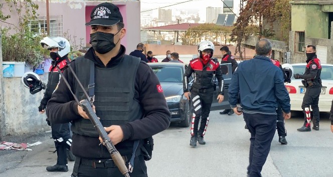 İskenderun’da sokağa çıkma kısıtlamalarını sıkı denetim