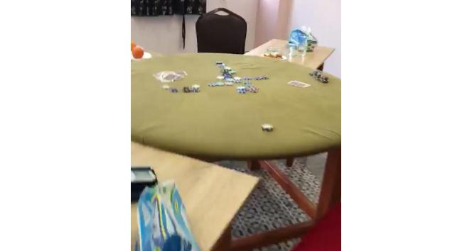 İş yerinde kumar oynayan 10 kişi yakalandı