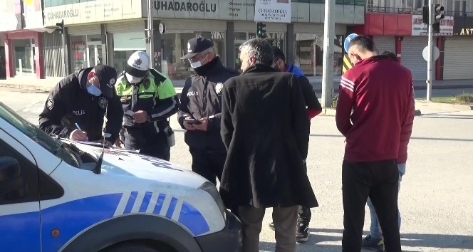 Sokağa çıkma kısıtlamasını ihlal ettiler cezadan kurtulamadılar