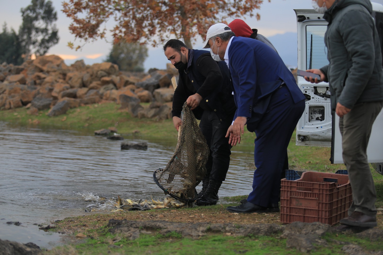 Haydarlar Gölüne Balık  Bırakıldı