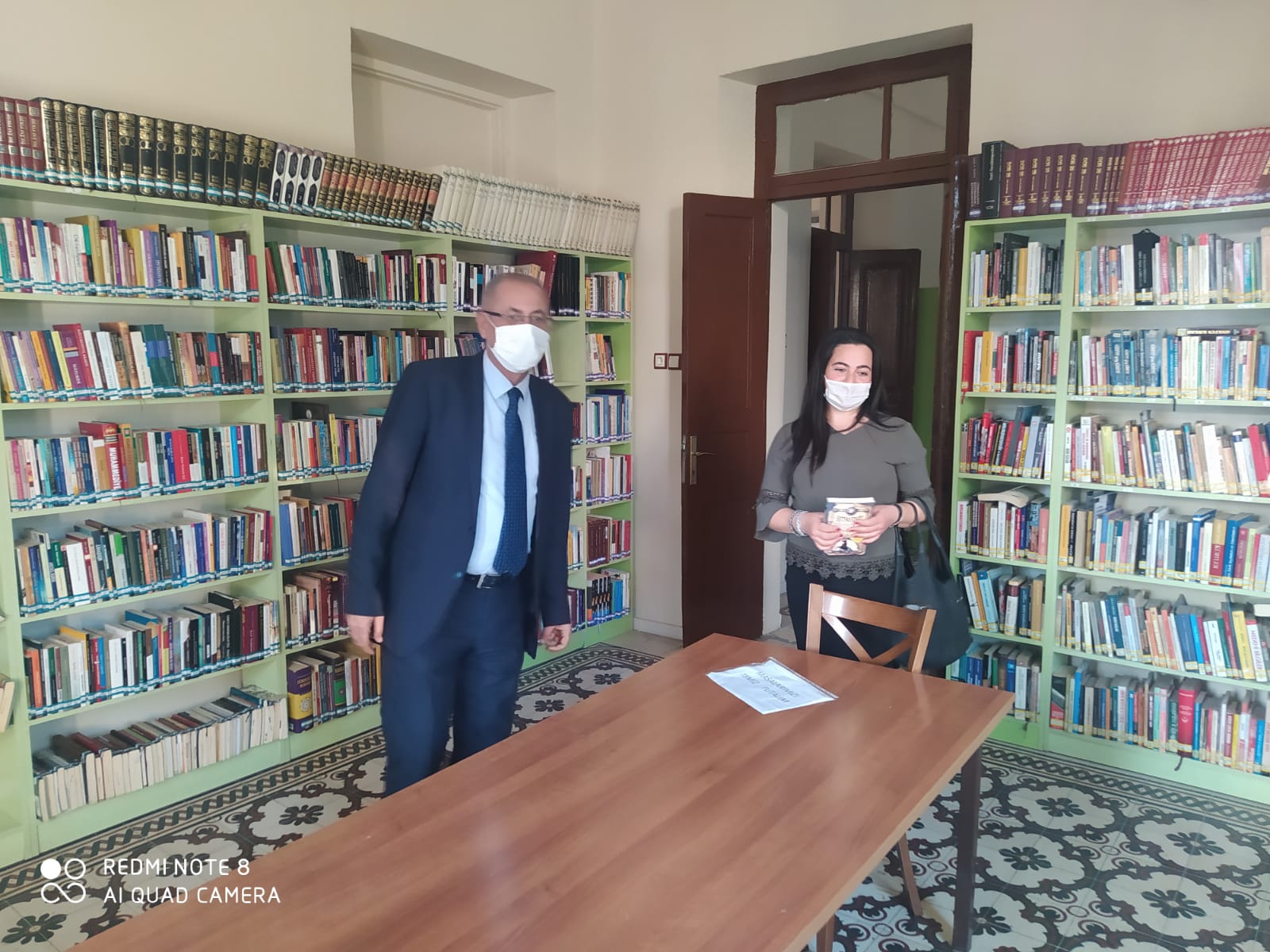 KIRIKHAN İLÇE HALK KÜTÜPHANESİ KÖY OKULUNA KÖPRÜ OLDU.