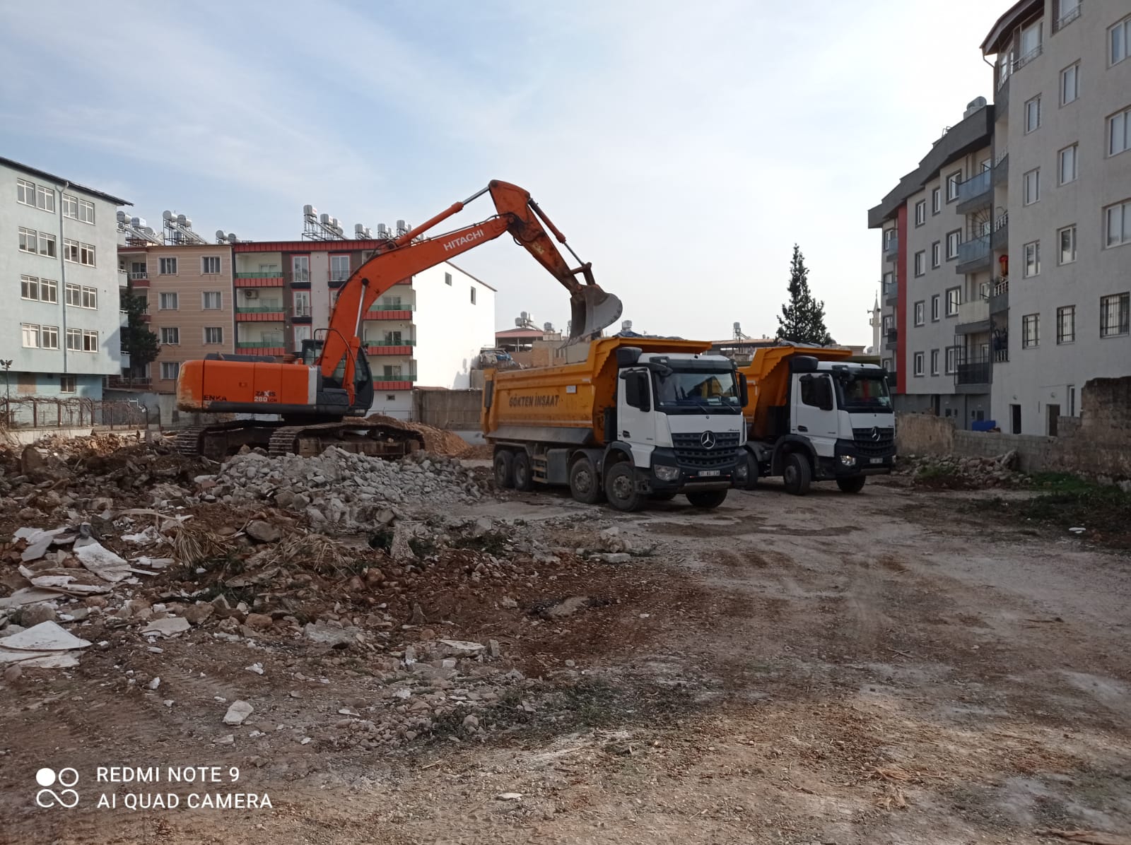 BAŞKAN YAVUZ “HÜKÜMET KONAĞI KAZI ÇALIŞMALARINA BAŞLADIK İLÇEMİZE HAYIRLI OLSUN”