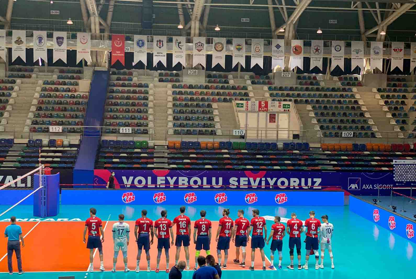 HBB ERKEK VOLEYBOL TAKIMI FİNALE VEDA ETTİ