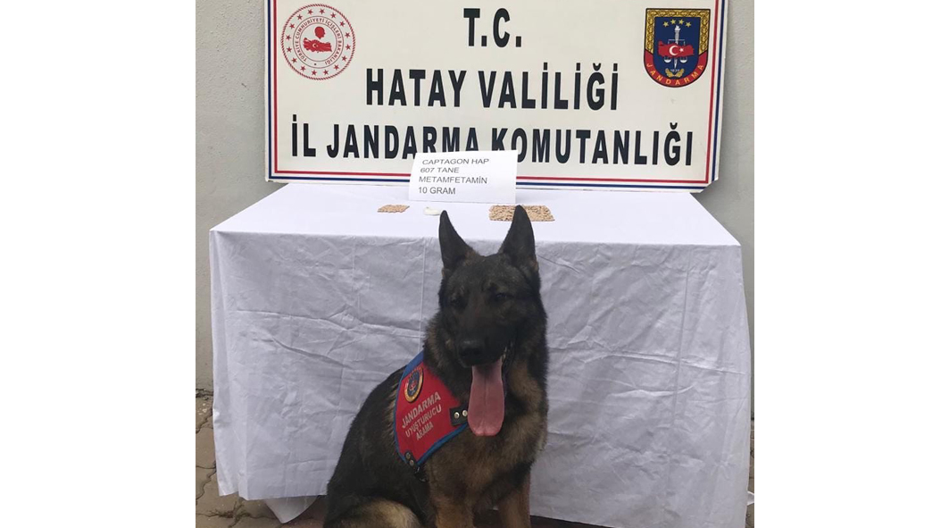KIRIKHAN’DA ÖĞRENCİLERE UYUŞTURUCU SATAN ŞAHIS YAKALANDI