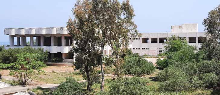 Güzelmansur ” Arsuz’daki Karantina Merkezi Çürümeye Terk Edildi”