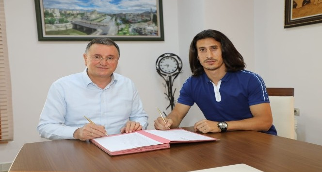 Burak Öksüz Hatayspor’da