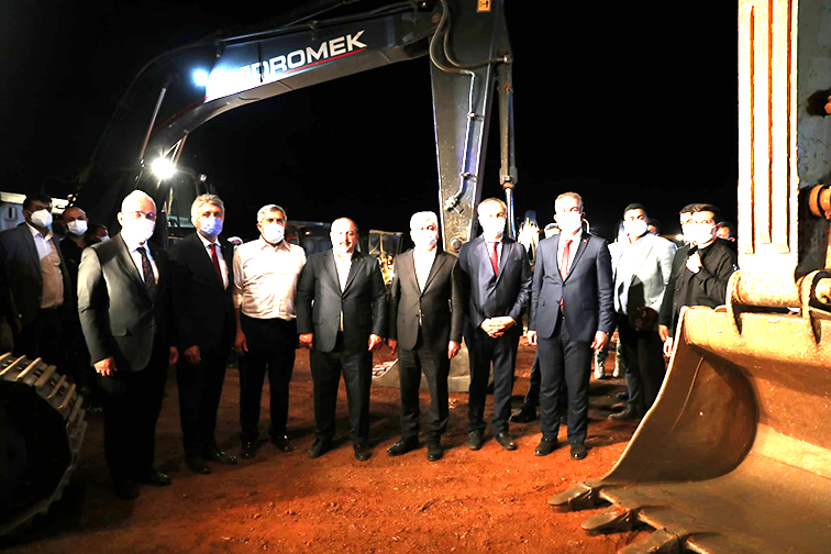 Sanayi ve Teknoloji Bakanı Varank Kırıkhan’da İncelemelerde bulundu