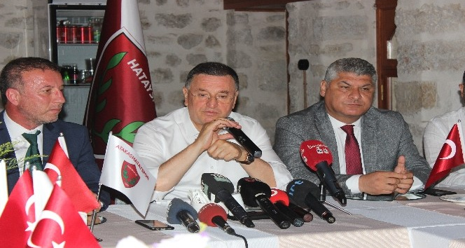 Lütfü Savaş“Boupendza için 2 ciddi kulüp var. Biri Avrupa, diğeri Orta Doğu’dan”