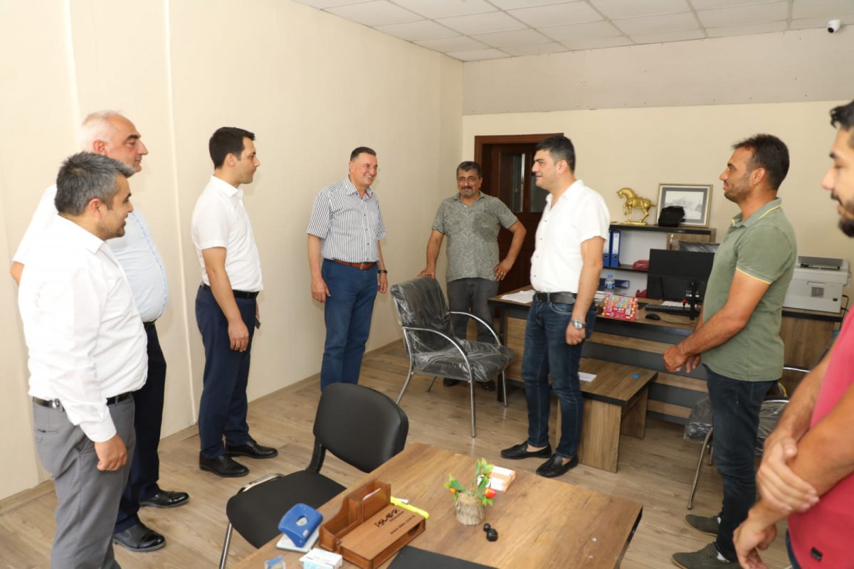 hemsehrileri-ile-bulustu