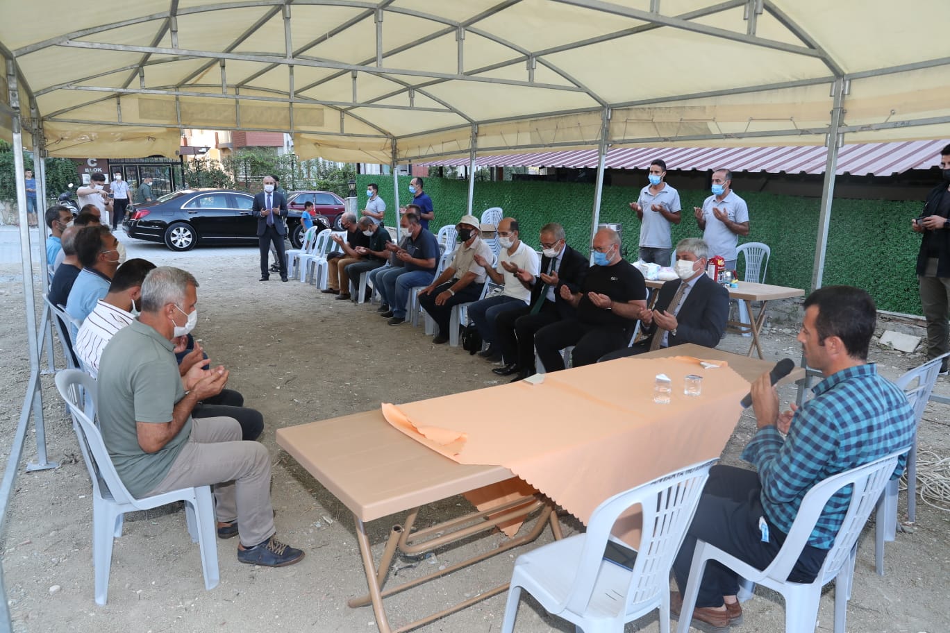 Vali Doğan’dan Taziye Ziyareti