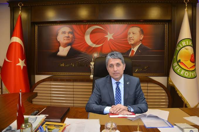 ayhan yavuz