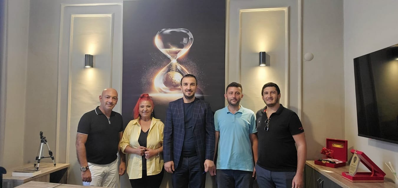 TEMİZYÜREK  “KALEMİN GÜCÜ İLKELERİ KORUMALI”