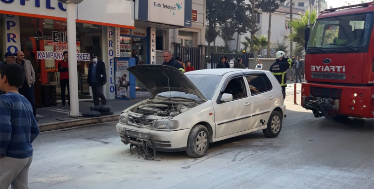 LPG’li otomobil Kanatlı Caddesinde Alev aldı