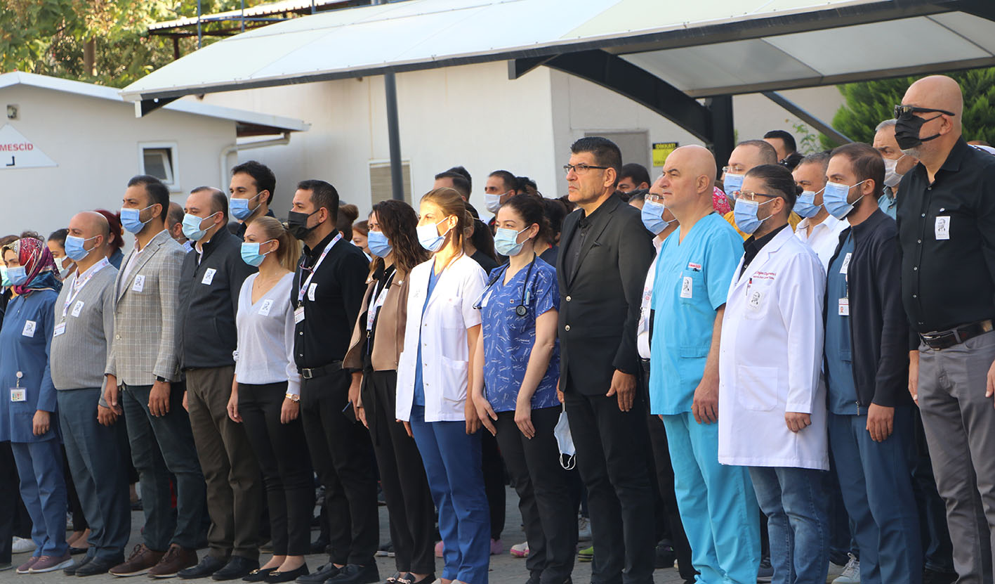 Gelişim ve Palmiye Hastanesi Ata’ın Huzurunda