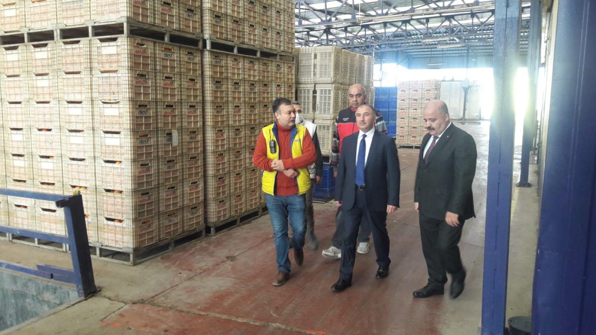 İHRACAT FİRMASINI ZİYARET ETTİ