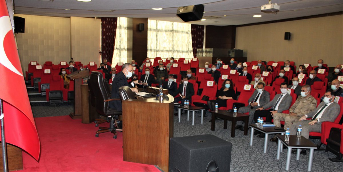 MUHTARLAR İLE İSTİŞARE TOPLANTISI