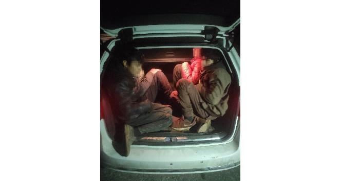 Kırıkhan’da 22 kaçak mülteci yakalandı