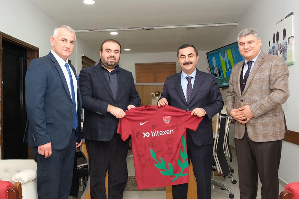 ARIBAŞ BAŞARILAR DİLEDİ