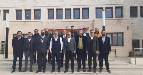 BAYRAKDAR’DAN OKUL ZİYARETLERİ