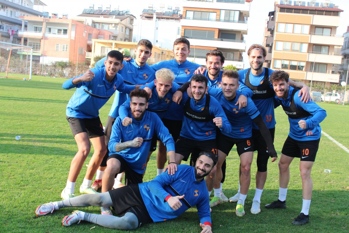 İskenderunspor Akrasaray’ı bekliyor