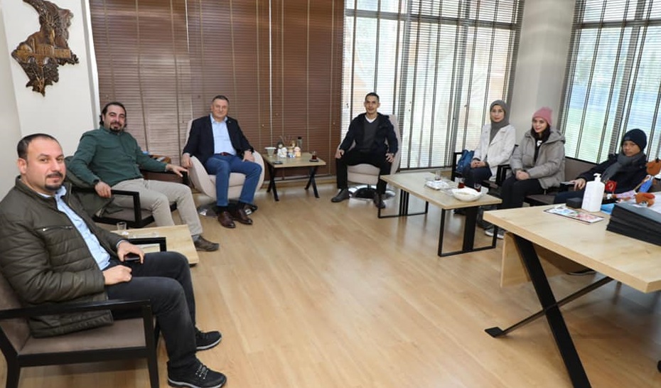 MALEZYALI YATIRIMCI BAŞKAN SAVAŞ’I ZİYARET ETTİ