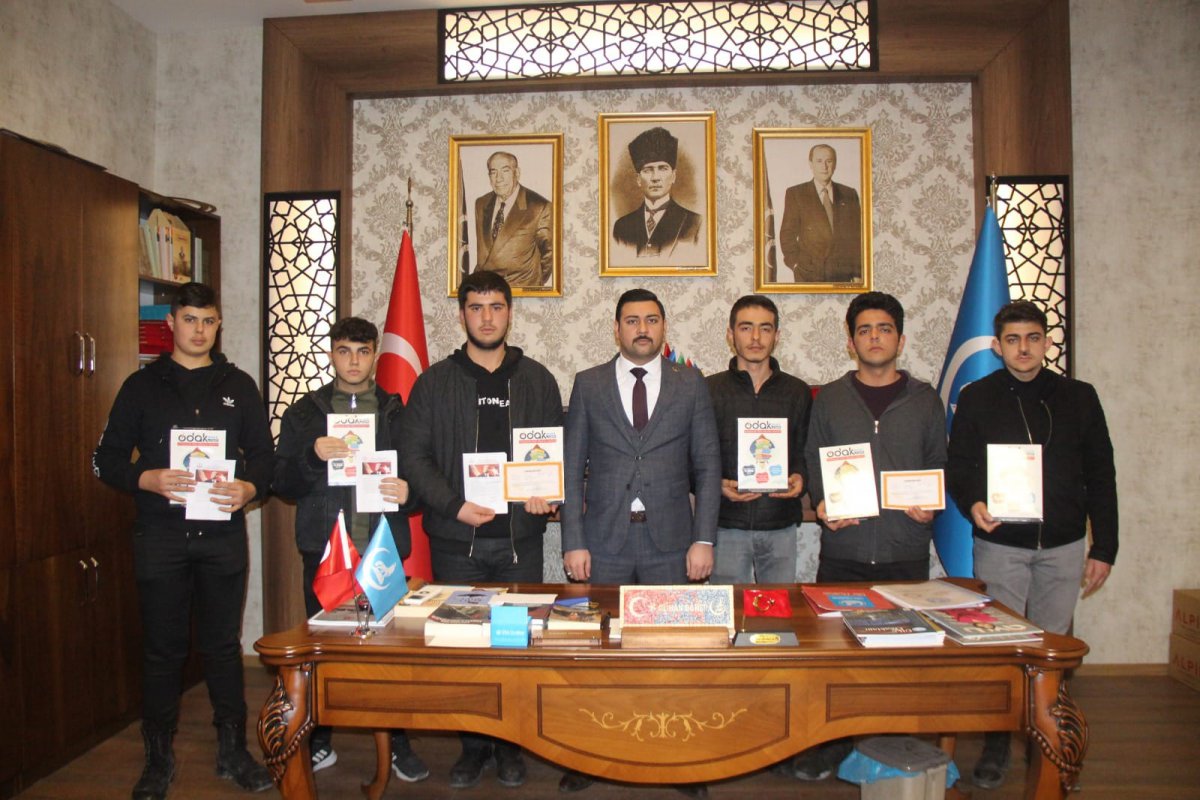 ÜLKÜ OCAKLARINDAN KARNE HEDİYESİ