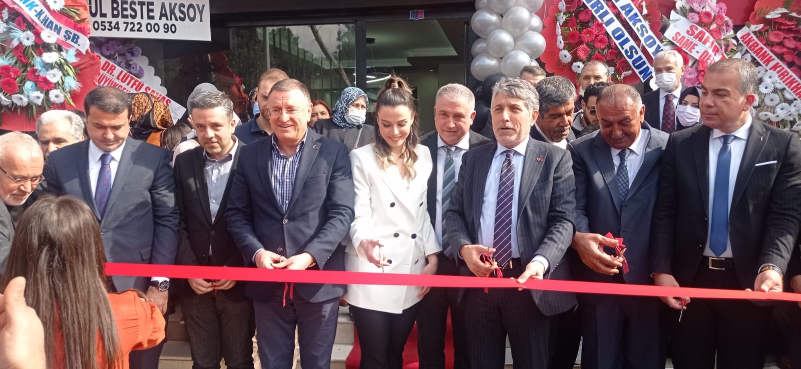 GÖNÜL BESTE AKSOY DİŞ KLİNİĞİ HİZMETE AÇILDI