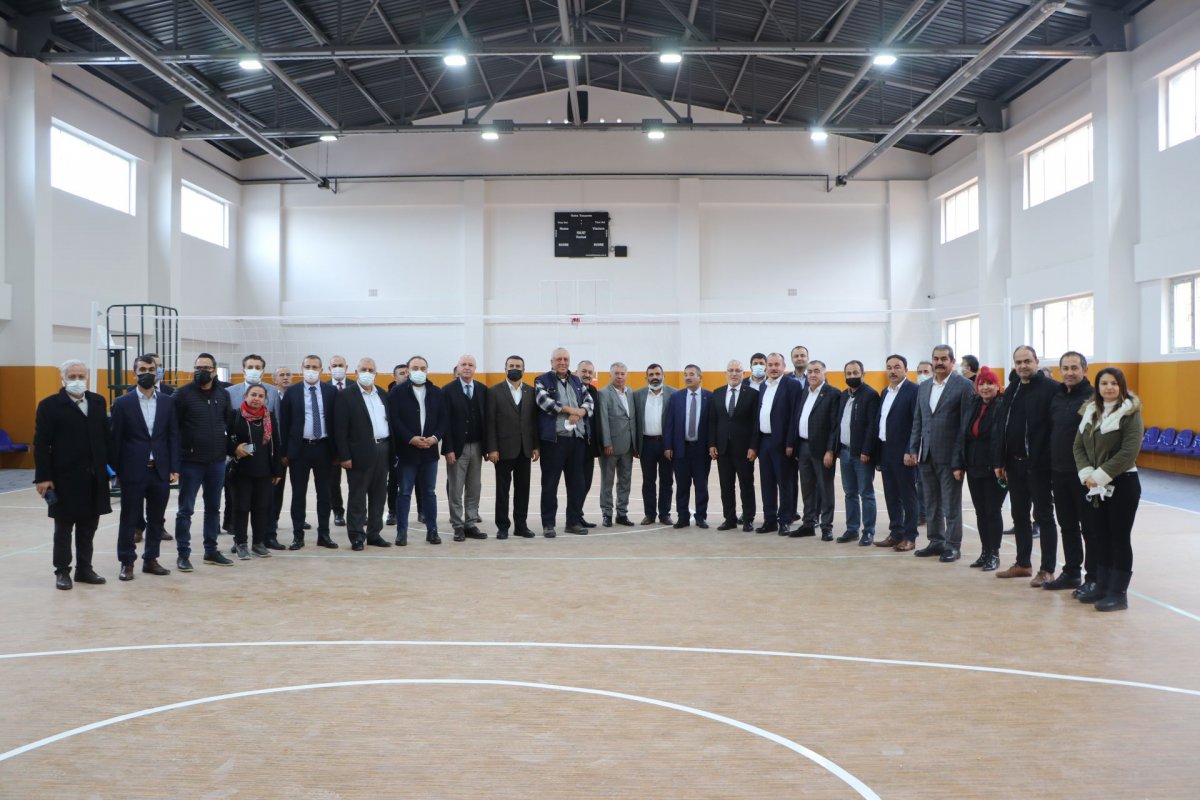 KAPALI SPOR SALONU TAMAMLANDI