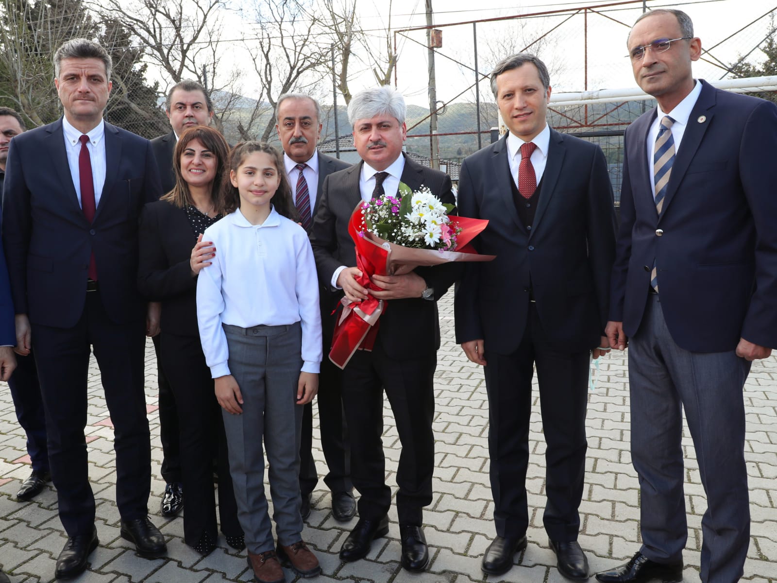 Vali Doğan, Defne Aknehir İlkokulu’nu Ziyaret Etti