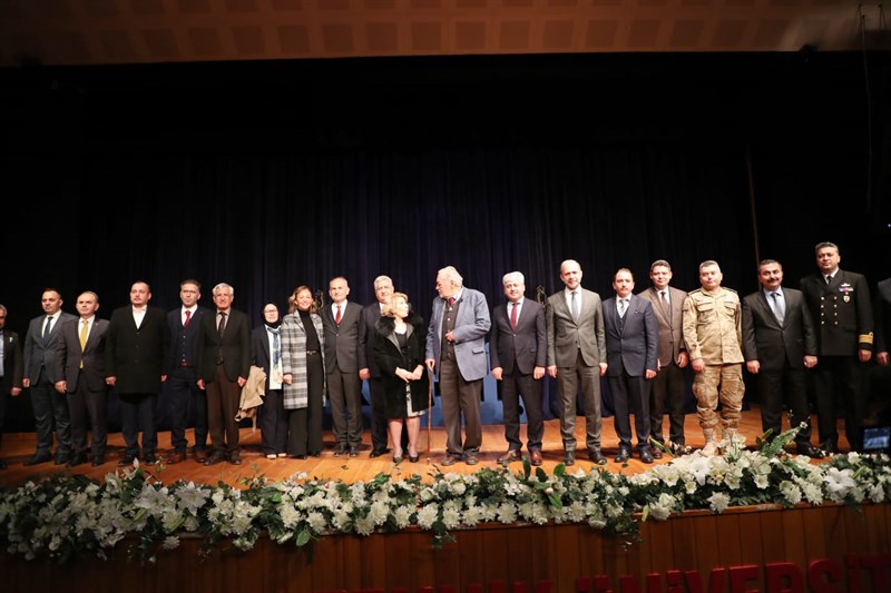 Vali Doğan, Ünlü Tarihçi Prof. Dr. Ortaylı’nın Düzenlediği Konferansa Katıldı