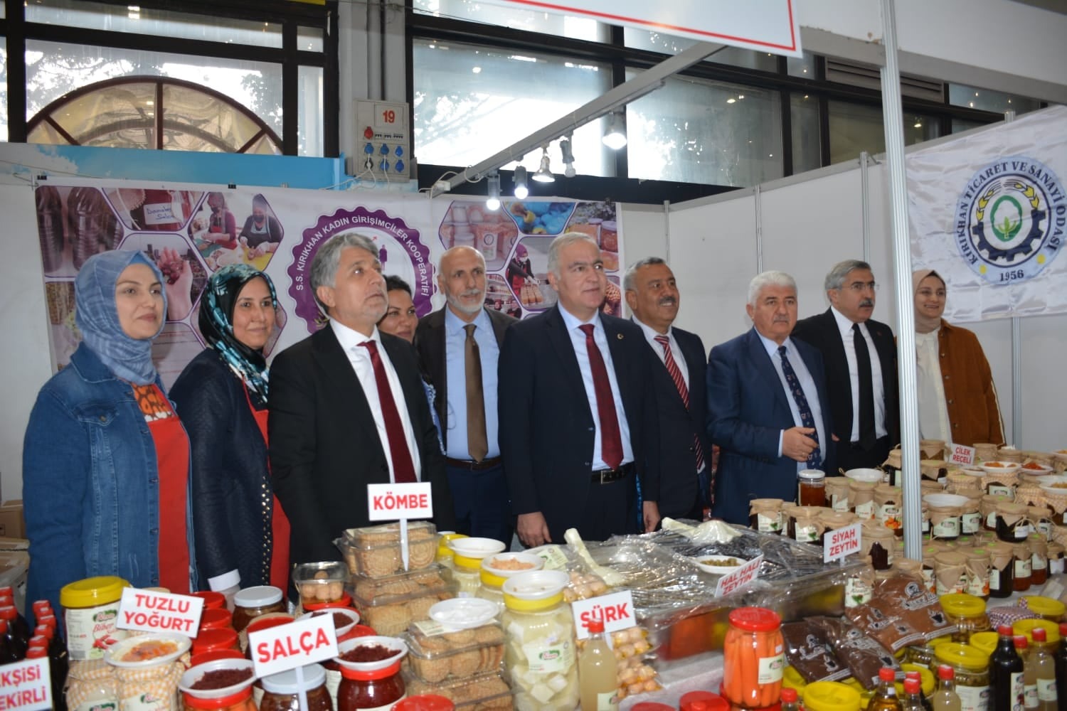 7d5bf96f-4bbf-4084-9eb7-62e7928ccd6b