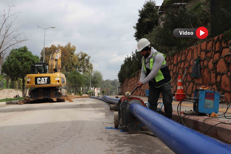 KIRIKHAN’DA ŞEBEKE YENİLEME ÇALIŞMALARI TÜM HIZ DEVAM