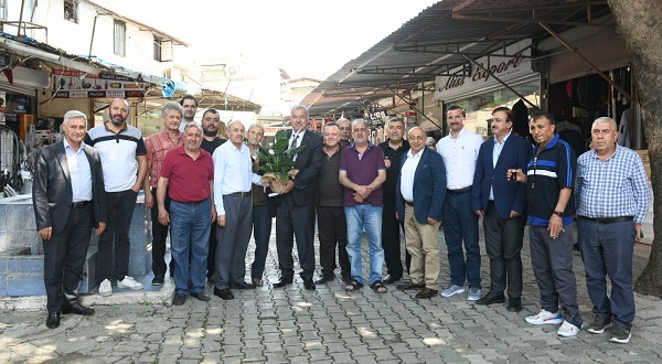 YILMAZ,ESNAFIN SIKINTILARINI DİNLEDİ