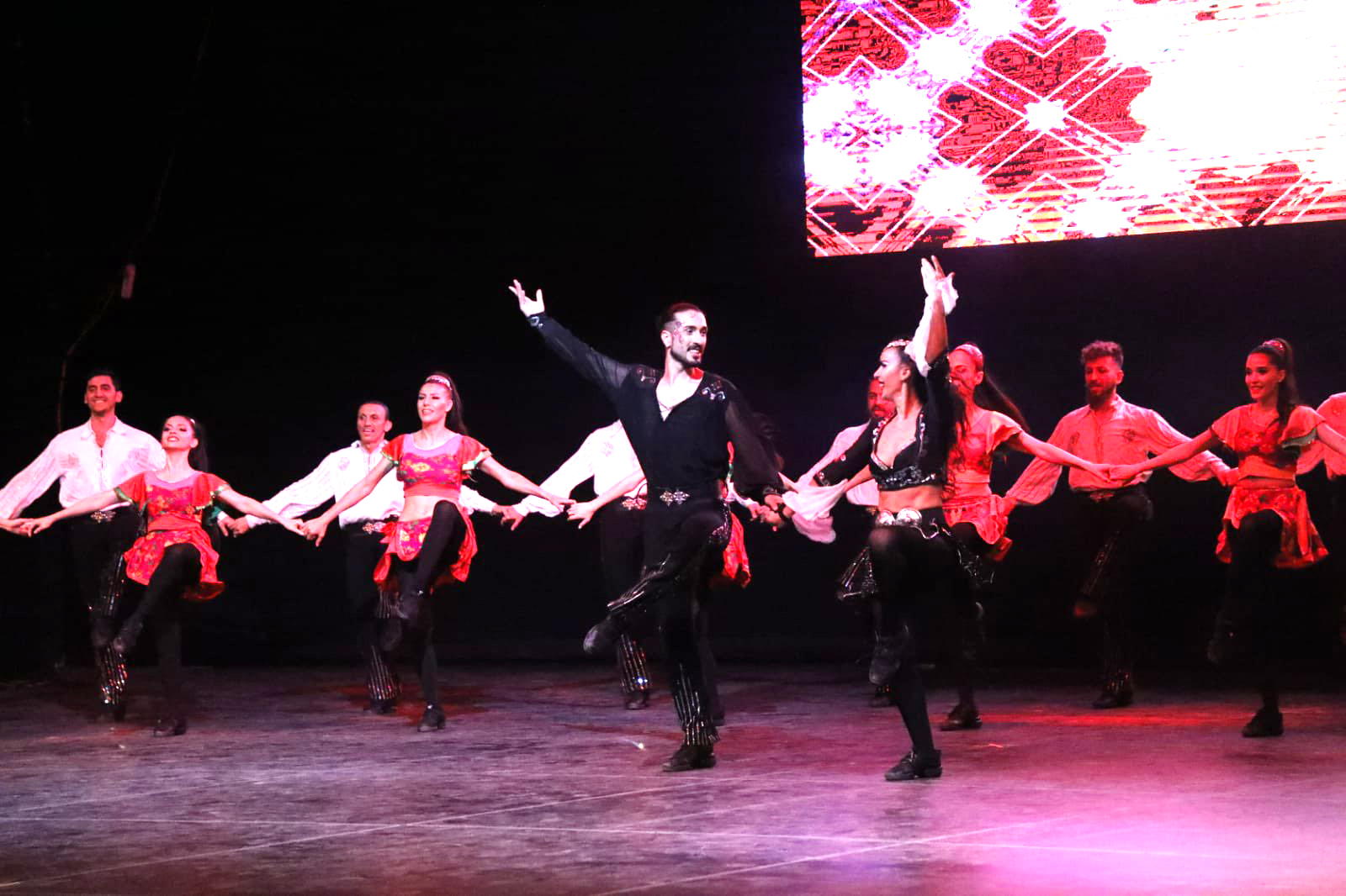 ANADOLU ATEŞİ EXPO ALANINDA YANDI