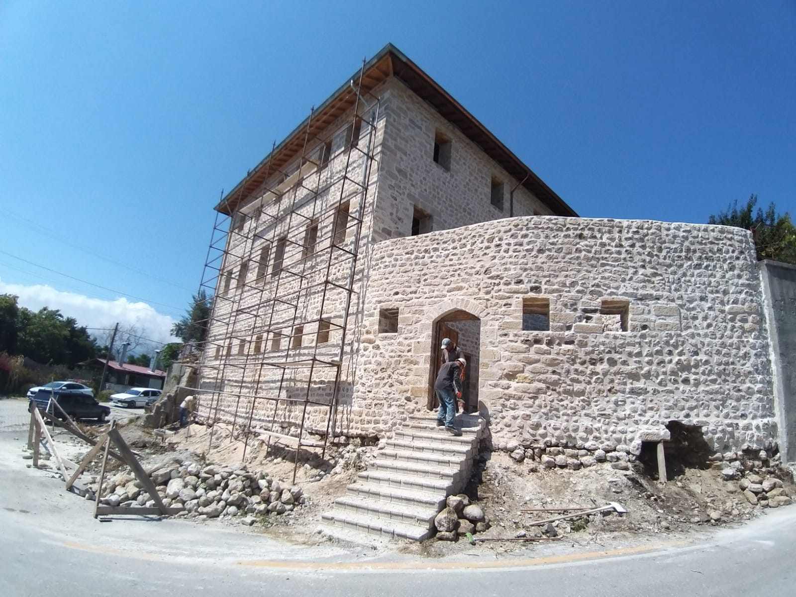 HBB TARİHE SAHİP ÇIKIYOR