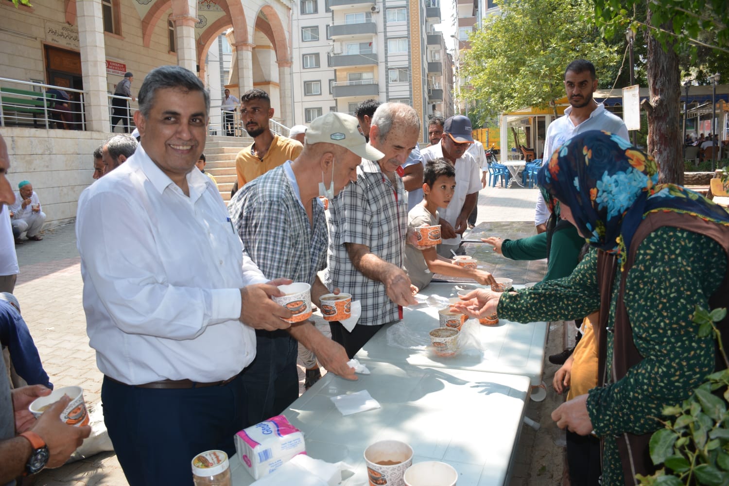 KIRIKHAN MÜFTÜLÜĞÜ AŞURE İKRAMINDA BULUNDU