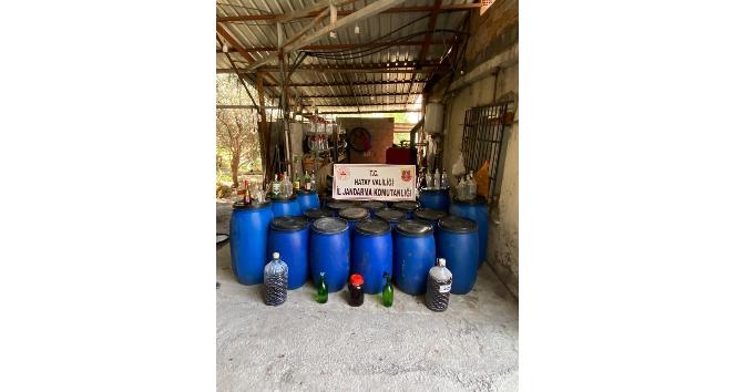 Araçlardan mazot çalarken yakalandı