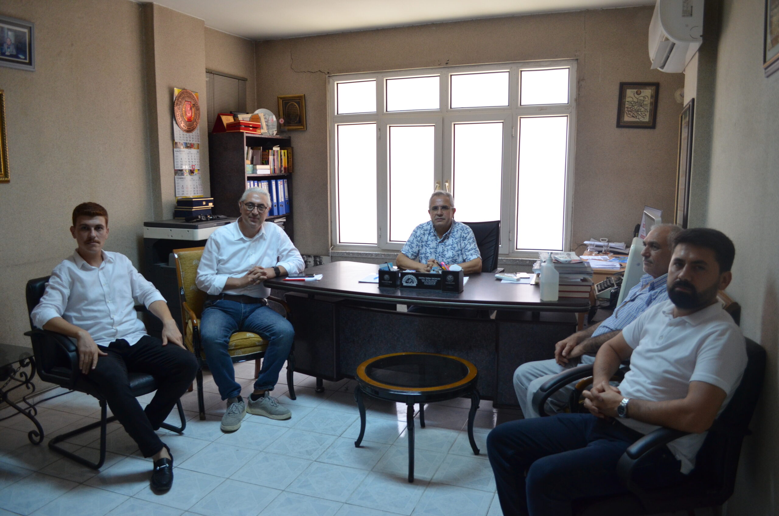 HBB Kırıkhan’da halkın sorunlarını dinliyor