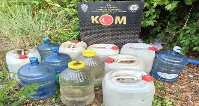 Hatay’da 1 ton 672 kilogram kaçak içki ele geçirildi
