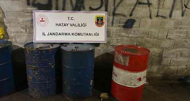 Hatay’da 2 bin 500 litre kaçak akaryakıt ele geçirildi