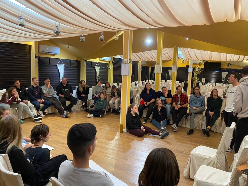 BE READY FOR THE NEXT LEVEL PROJESİ KAPSAMINDA 6 GENCİMİZ ROMANYA’DAN DÖNDÜ