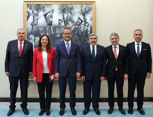 KIRIKHAN FEN LİSESİNİN TEMEL  ATMA TÖRENİNE BAKAN ÖZER KATILACAK