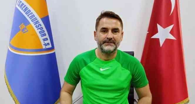 İskenderunspor Teknik Direktörü Bülent Yenihayat istifa etti