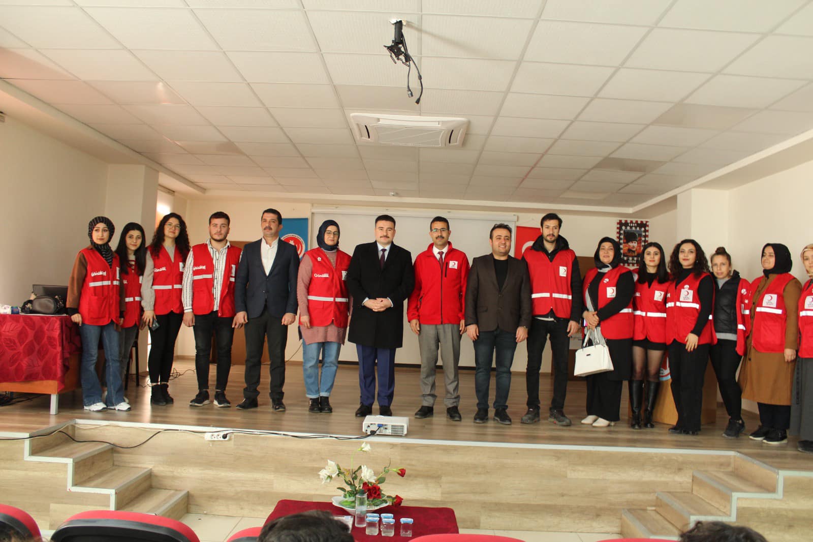 HASSA’DA GENÇ KIZILAY  ORYANTASYON  PROGRAMI.