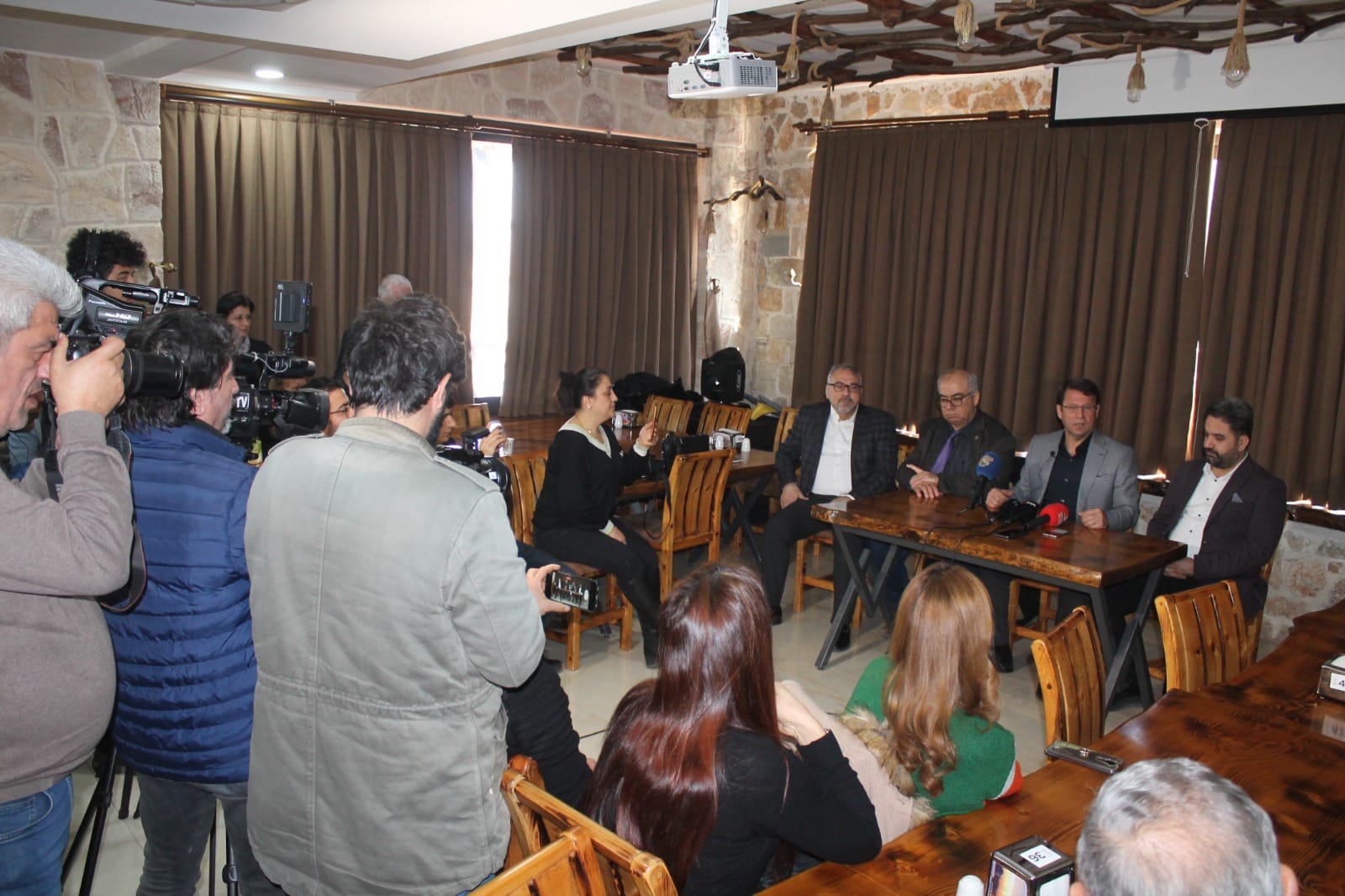 BAŞKAN ERYILMAZ BASIN MENSUPLARI İLE BİR ARAYA GELDİ (5)